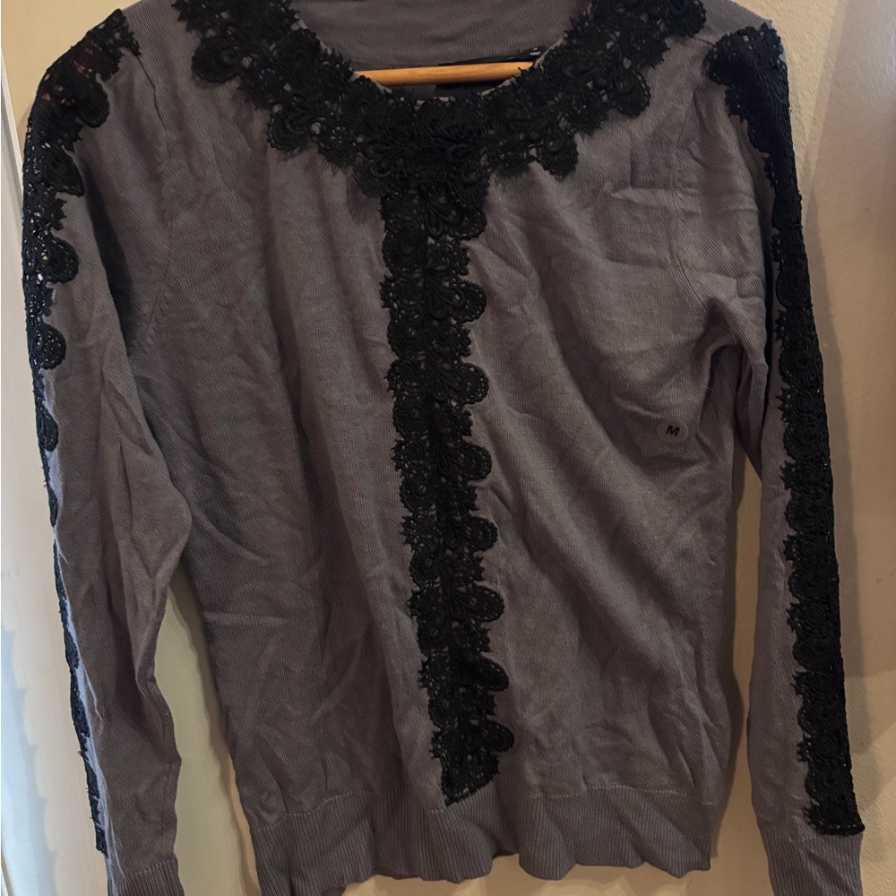 NY&Company Women's Gray Top with Black Lace Detail